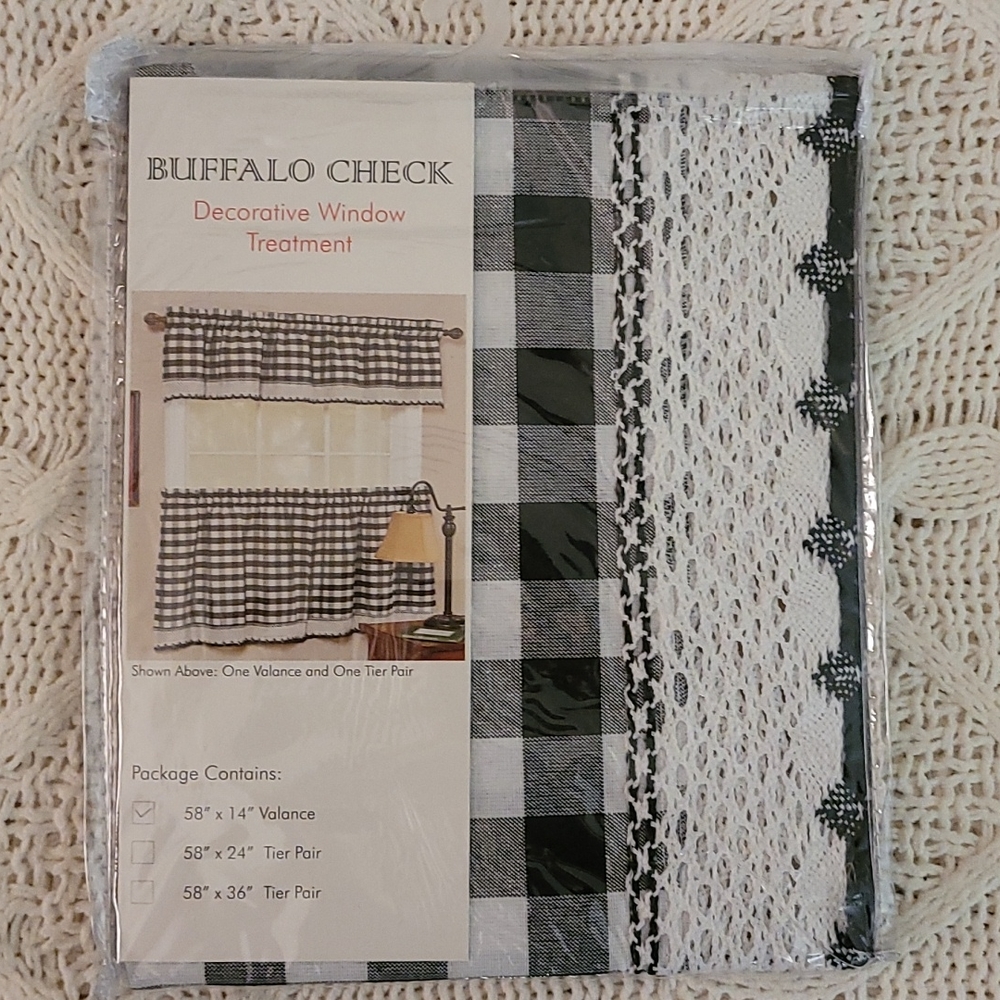 BUFFALO CHECK WINDOW VALANCE